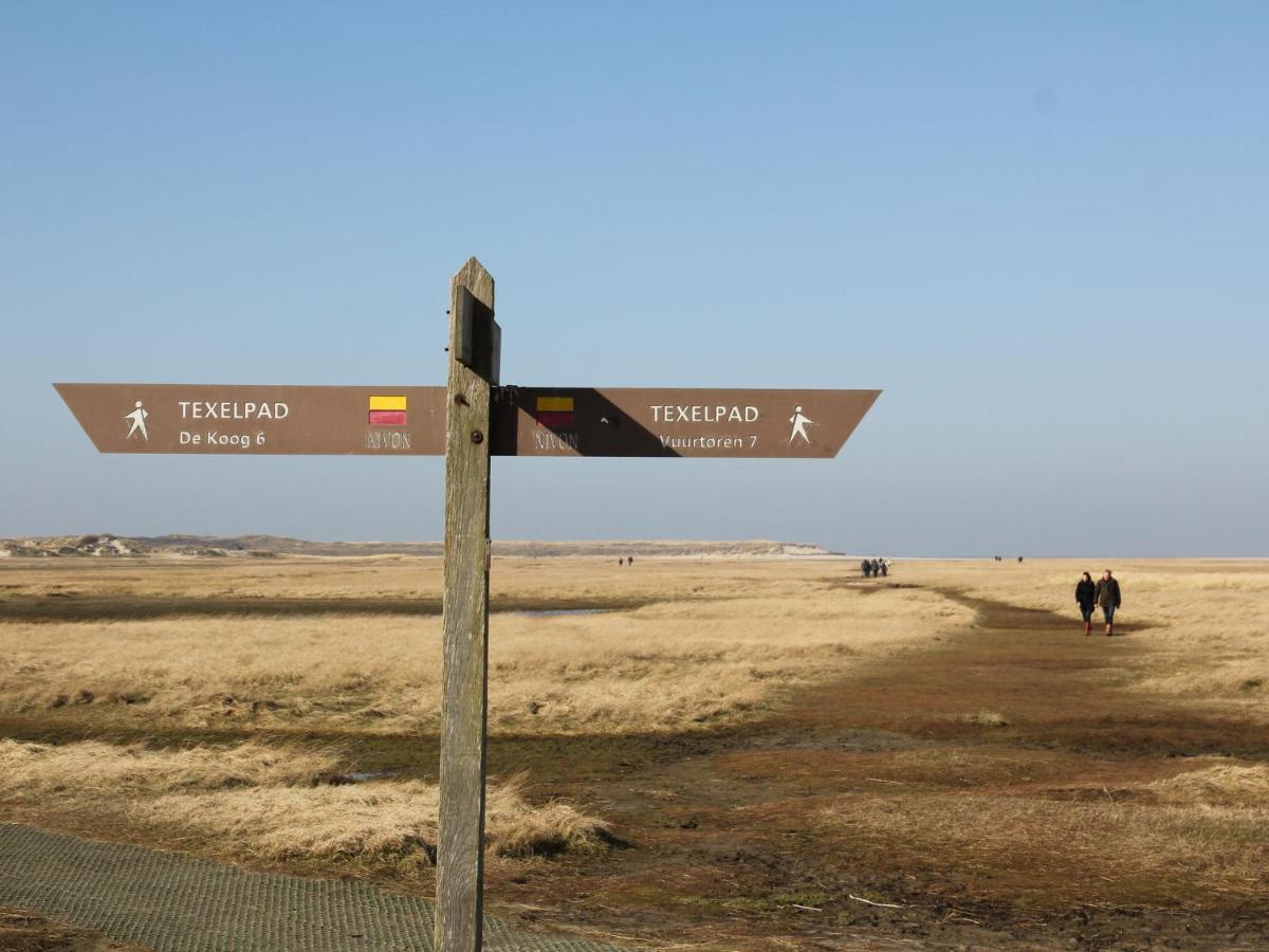 Charming Holiday Home In Texel Near Sea Oost  ภายนอก รูปภาพ