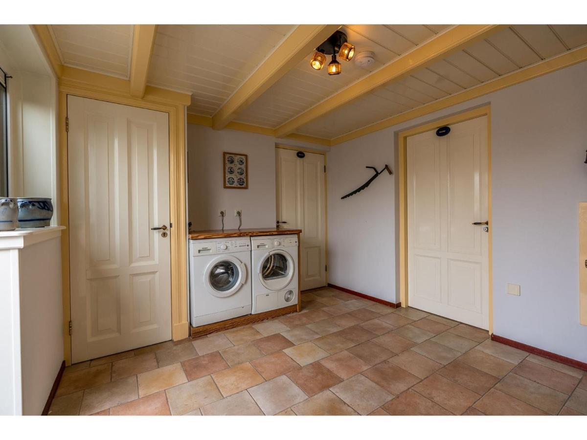 Charming Holiday Home In Texel Near Sea Oost  ภายนอก รูปภาพ