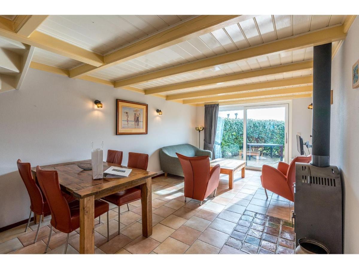 Charming Holiday Home In Texel Near Sea Oost  ภายนอก รูปภาพ
